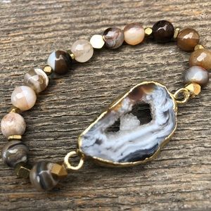 Jewelry - Druzy Agate Slice Beaded Stretch Bracelet Jewelry - Druzy Agate Slice Beaded Stretch Bracelet